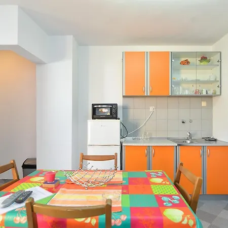 Apartament Vanga 533