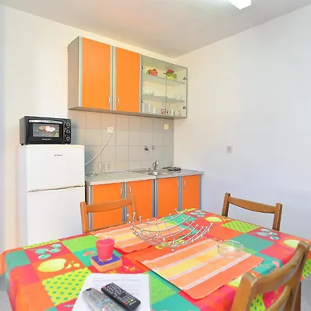 Apartament Vanga 533 *