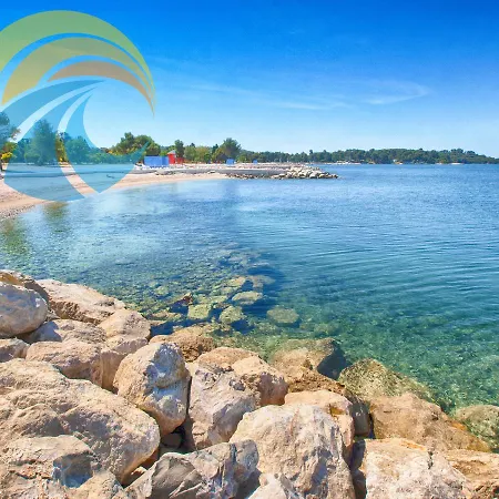 Vanga 533 Apartament Pula