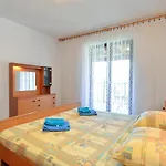 Vanga 533 דירה